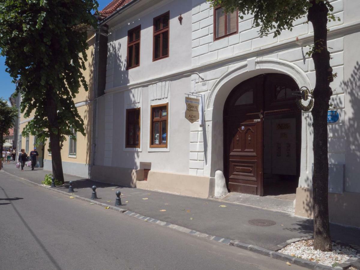 Gothic Central Sibiu Bagian luar foto